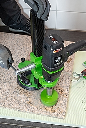 Эксплуатация станка для мокрого алмазного сверления плитки Eibenstock EFB 125 P Set Эксплуатация станка для мокрого алмазного сверления плитки Eibenstock EFB 125 P Set