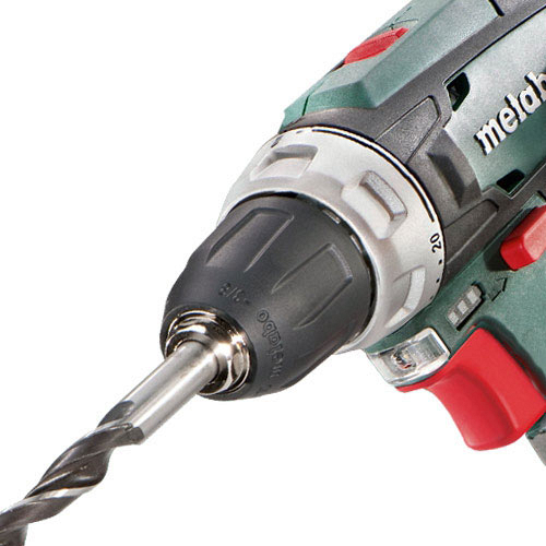 Шуруповерт аккумуляторный Metabo PowerMaxx BS Basic Шуруповерт аккумуляторный Metabo PowerMaxx BS Basic
