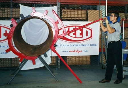 Использование поворотного роторного трубореза Reed Rotary Cutter RC36S Использование поворотного роторного трубореза Reed Rotary Cutter RC36S