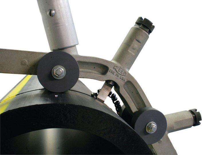 Использование роторного трубореза для полиэтиленовых труб Reed In-Line Rotary Pipe Cutter PLAS1PE Использование роторного трубореза для полиэтиленовых труб Reed In-Line Rotary Pipe Cutter PLAS1PE