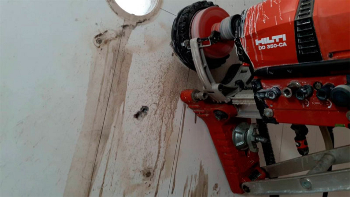 Использование системы отвода воды Hilti DD-WMK-BL Использование системы отвода воды Hilti DD-WMK-BL
