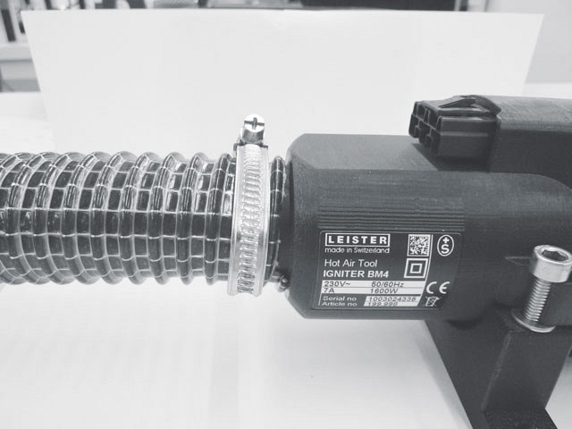 Крепление воздушного шланга тепловентилятора для поджига Leister Igniter BM4 Крепление воздушного шланга тепловентилятора для поджига Leister Igniter BM4