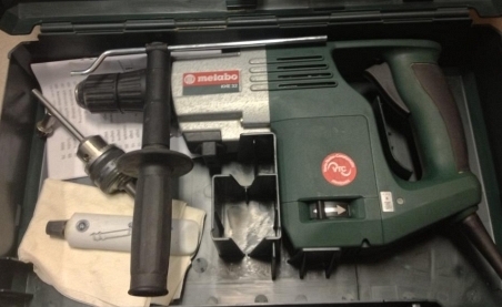 Перфоратор Metabo KHE32 Перфоратор Metabo KHE32