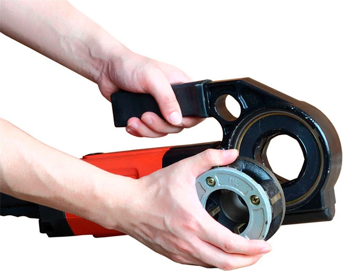 Применение клуппа электрического резьбонарезного Hongli SQ30 1/2"-1 1/4" BSPT R Alloy Применение клуппа электрического резьбонарезного Hongli SQ30 1/2"-1 1/4" BSPT R Alloy