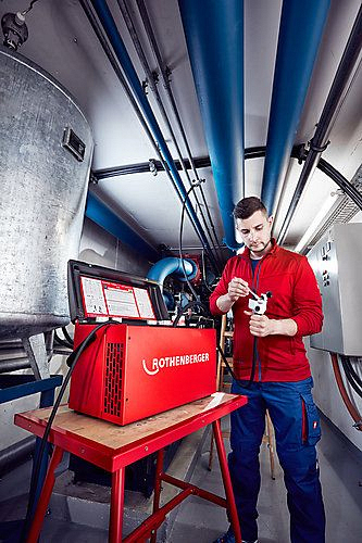 Применение прибора для заморозки труб Rothenberger Rofrost Turbo 2" Применение прибора для заморозки труб Rothenberger Rofrost Turbo 2"