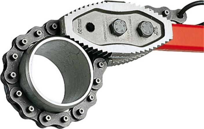 Применение цепного ключа Rothenberger Heavy Duty 6"